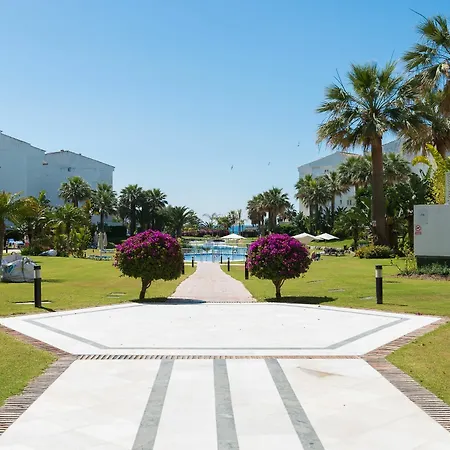 Apartment Banus Waterfront Penthouse