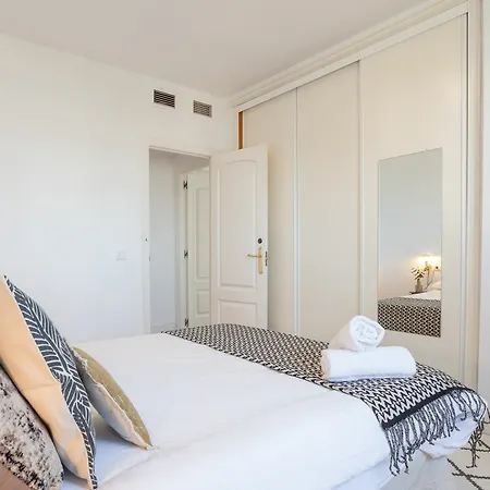 Apartment Banus Waterfront Penthouse *