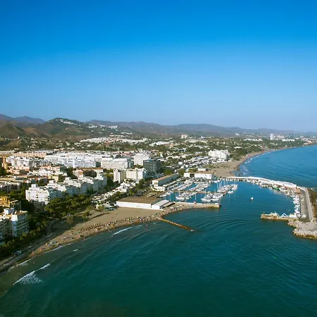 Banus Waterfront Penthouse *